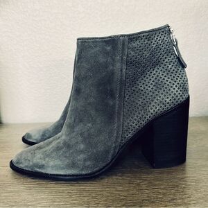 Steve Madden Gray Suede Leather Heel Ankle Boots Booties 10